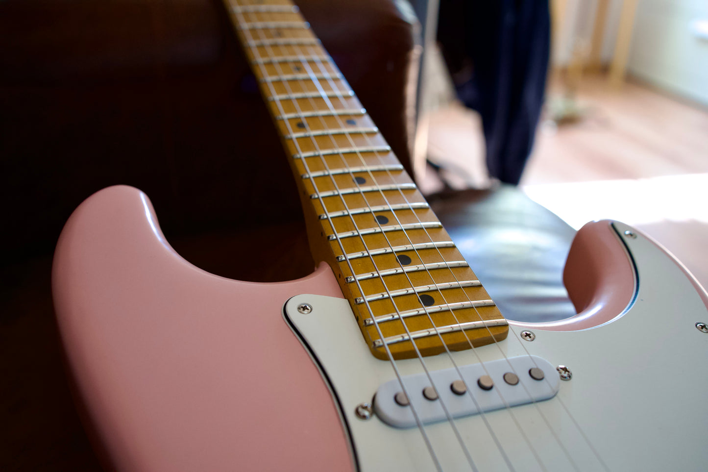 Constantin Guitars Sweetcaster Classic #0007 Aged Matte Pink