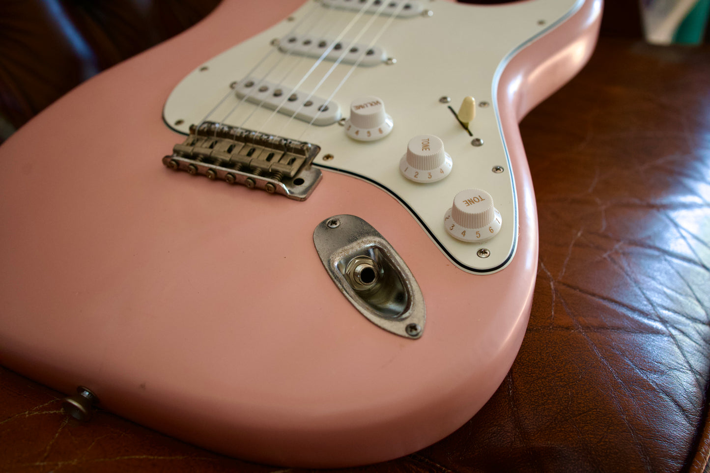 Constantin Guitars Sweetcaster Classic #0007 Aged Matte Pink